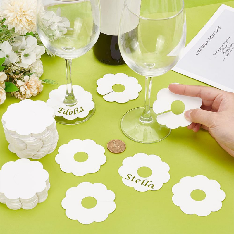 50 stuks wijnglas displaykaart - Cocktail Recipe Book recensie en prijs
